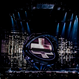 Take That Greatest Hits Live