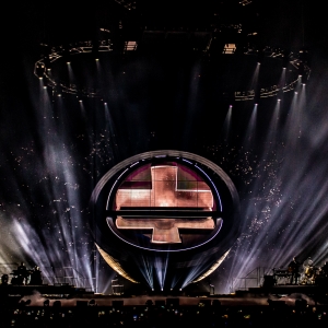 Take That Greatest Hits Live