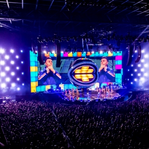 Take That Greatest Hits Live